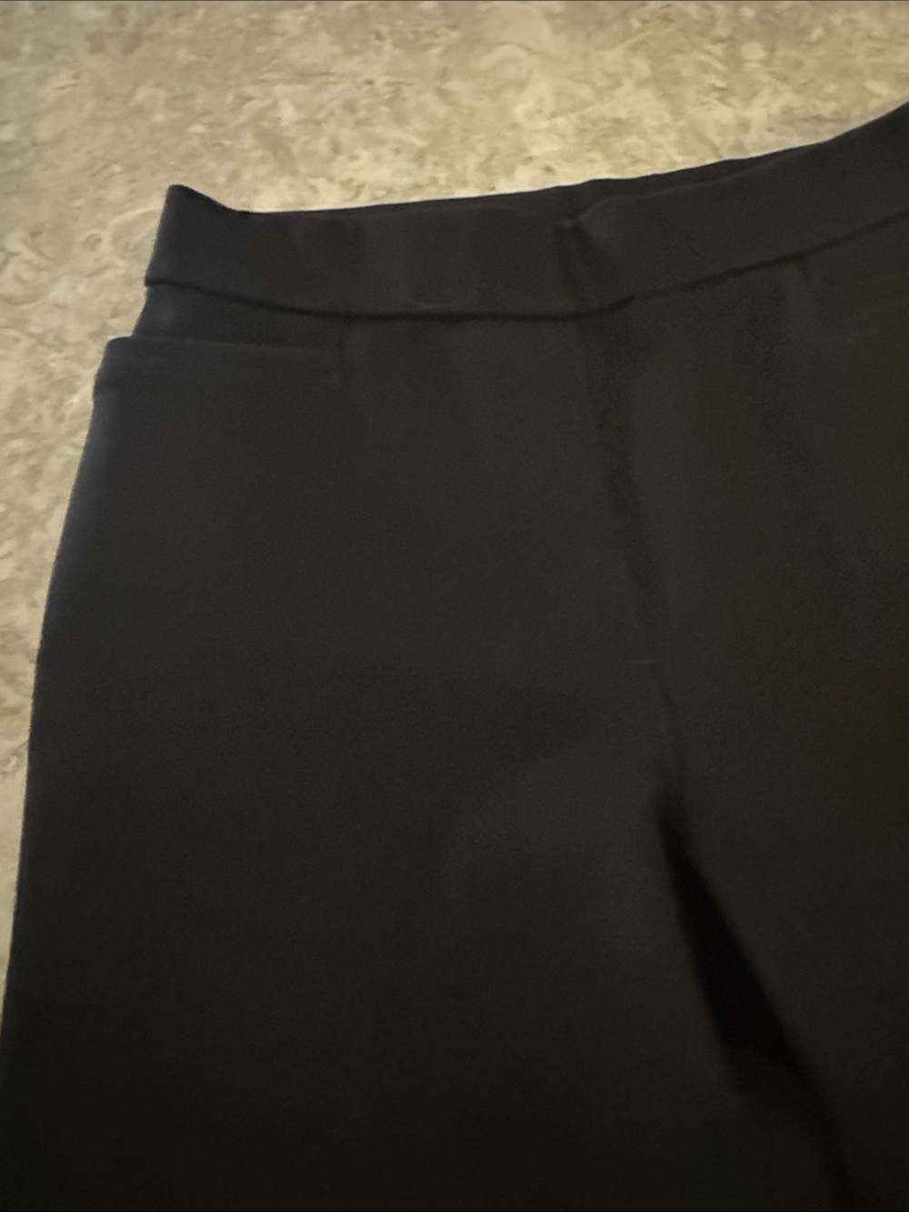 Susan Graver Black Ponte ankle pant. XXS, NWOT. 25.5 inch inseam - Picture 2 of 6